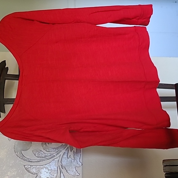 Wet seal red ♥️ long sleeve shirt/size M - Picture 3 of 5